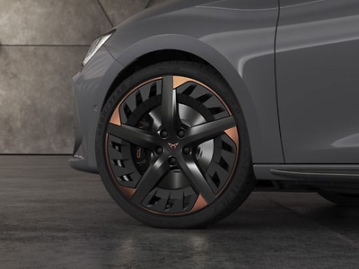 19''-Leichtmetallfelgen Aero in Schwarz und Kupfer